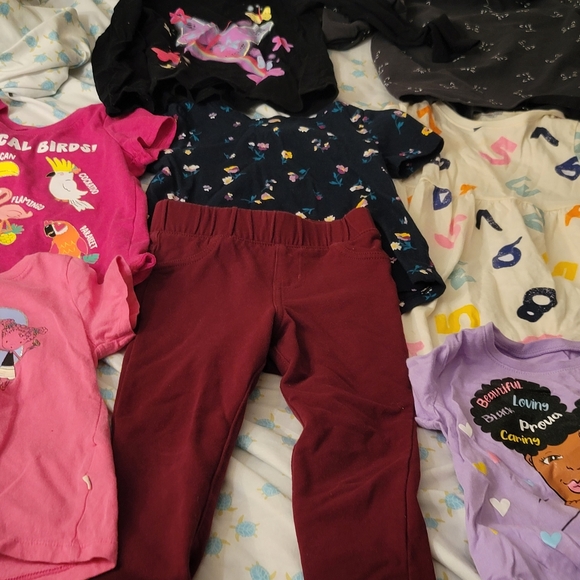 Size 3T bundle - Picture 4 of 5